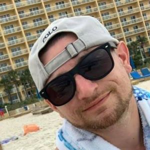 Meet your Posher, Mitchell